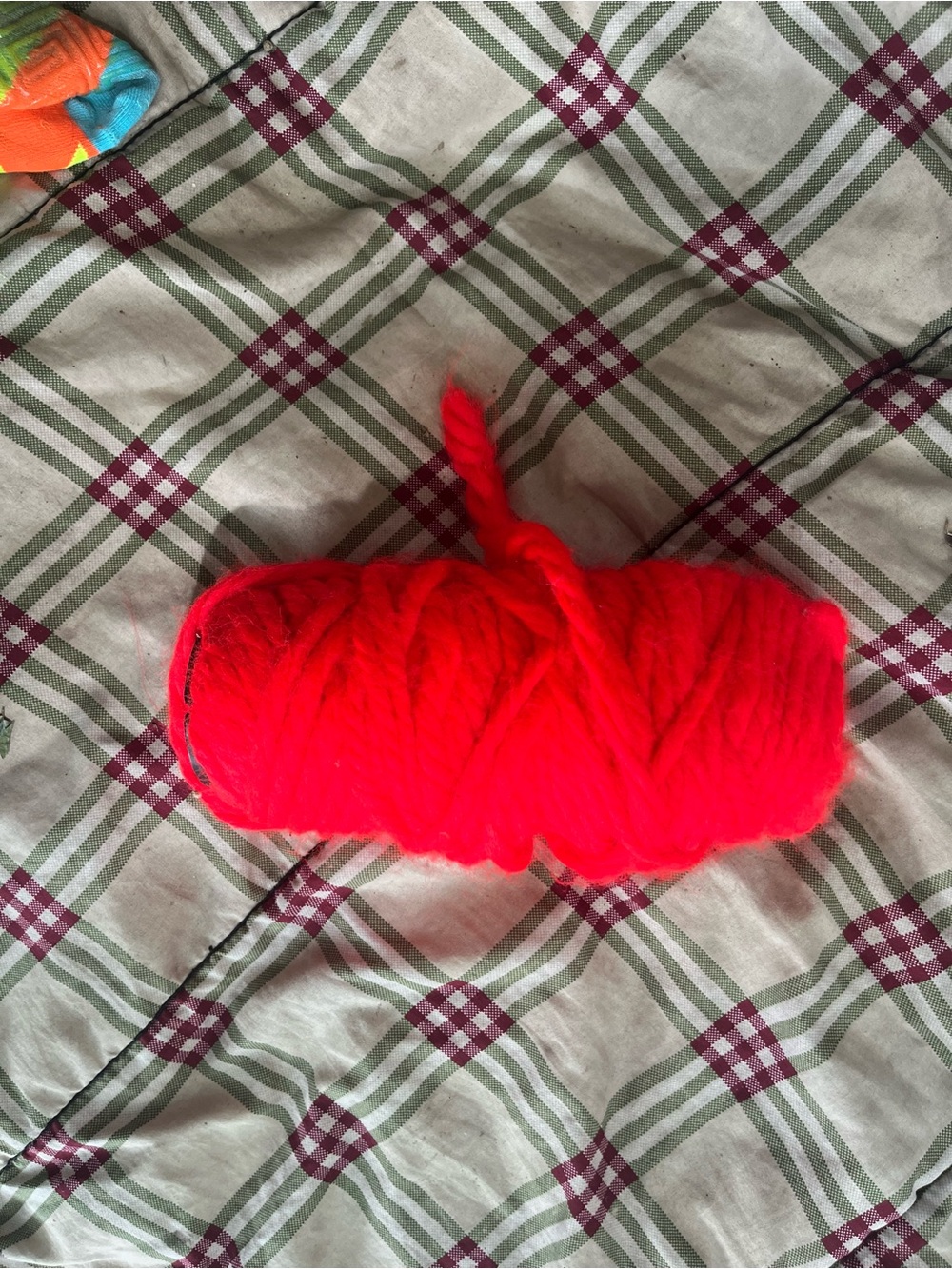 Pet Toy Yarn Ball - Bright Red Plush Chew Toy